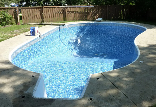 vinyl liner inground